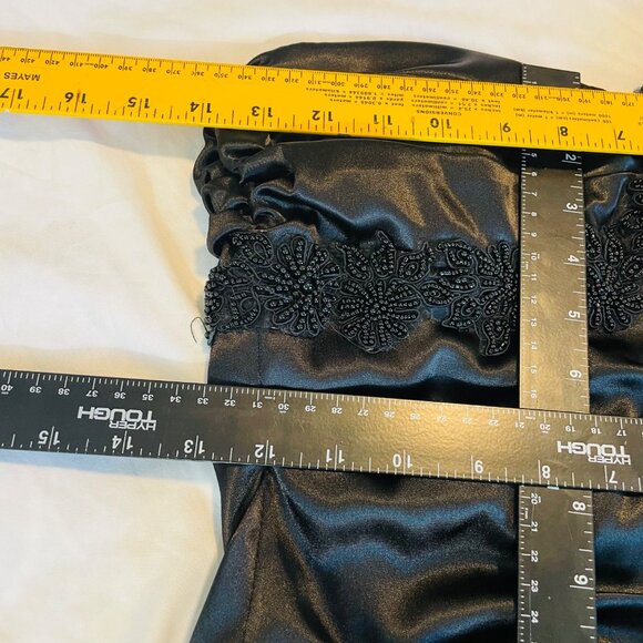 Elegant Black One-Shoulder Satin Dress With Beaded Floral Strap Detail Ruched Bo - Picture 10 of 14